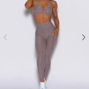 Bombshell Sportswear Curves Leggings
